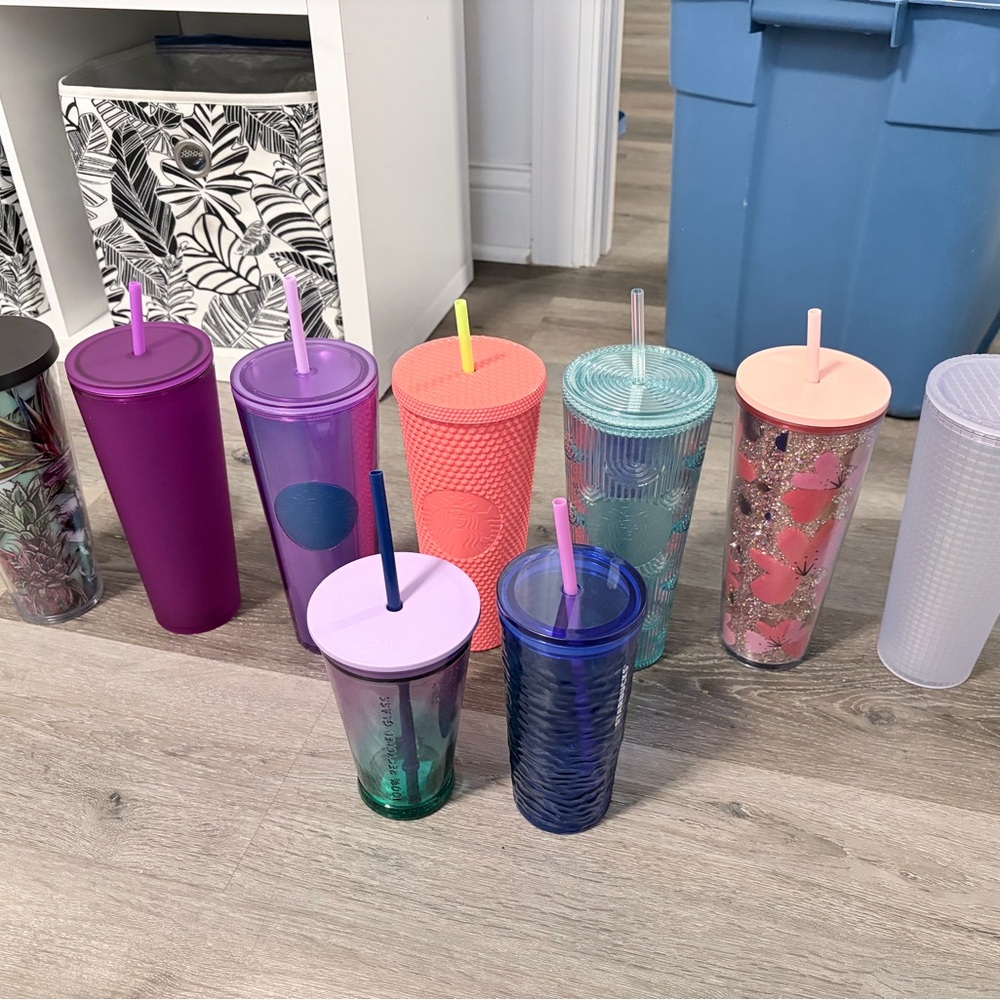 Starbucks cups bundle